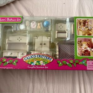 vintage Calico Critters Sister's Bedroom Set - Cream and Pink